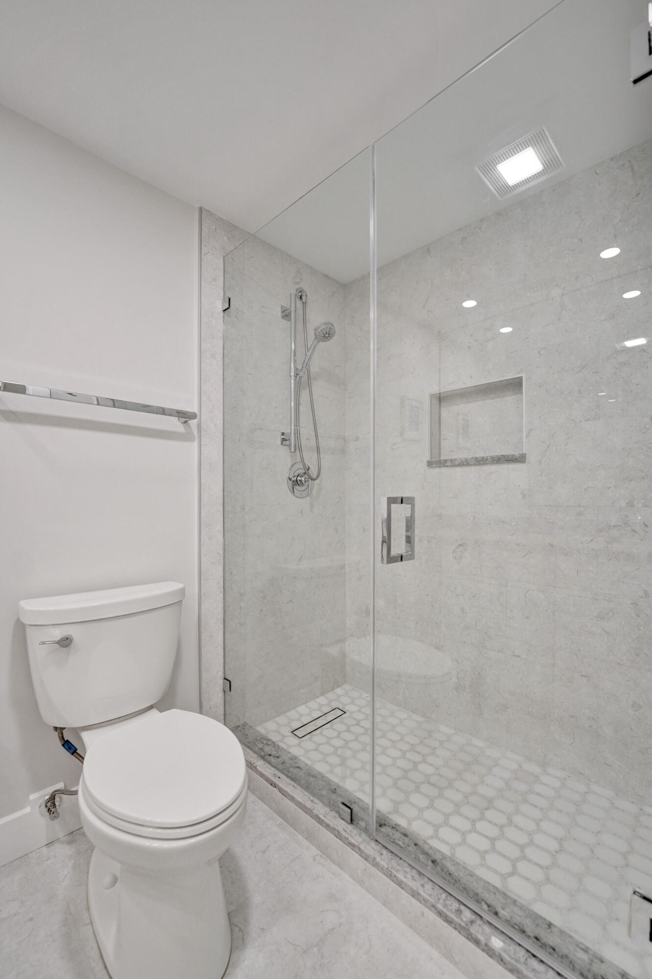 PALM-AIRE AT CORAL KEY GARDEN - Residential