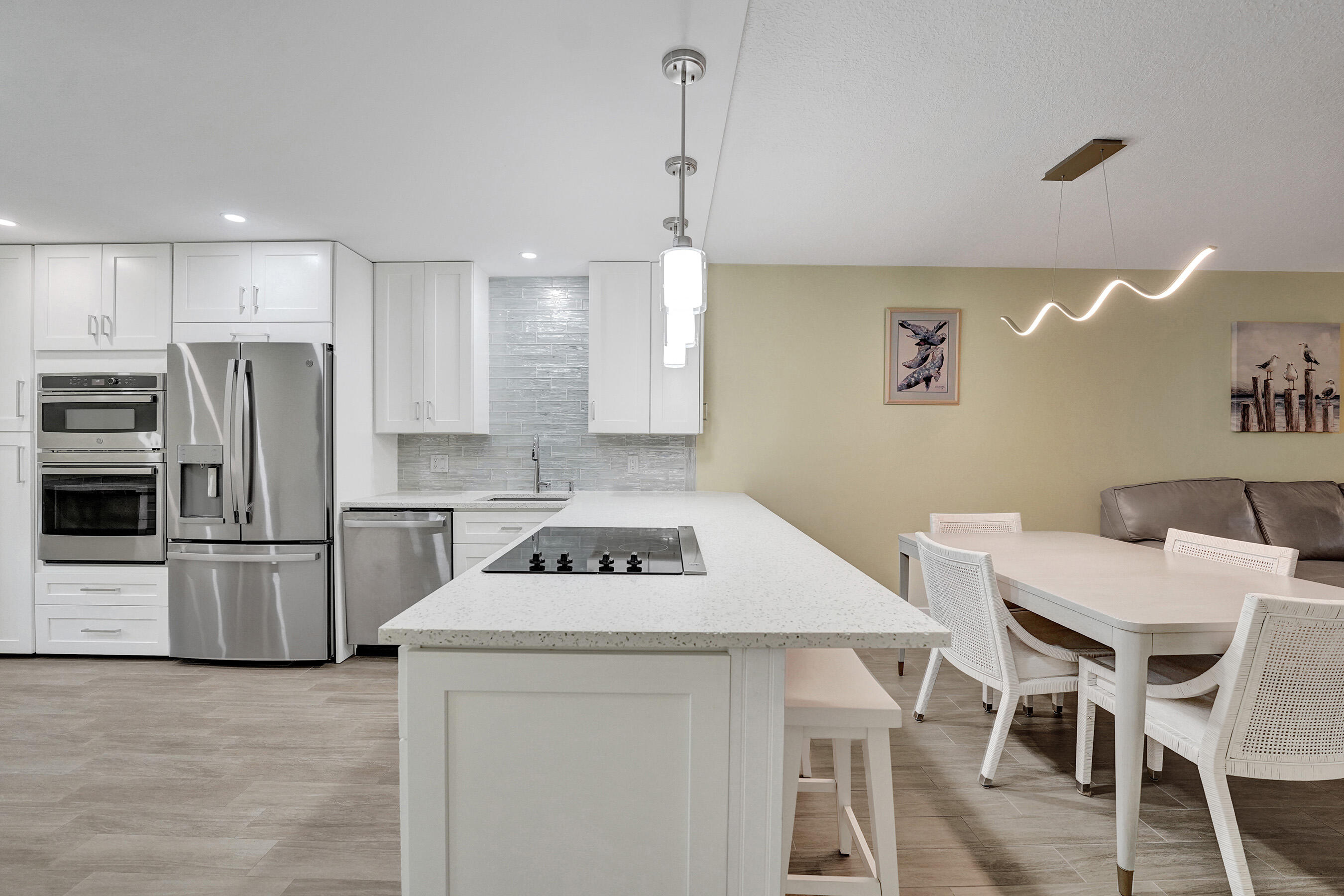 PALM-AIRE AT CORAL KEY GARDEN - Residential