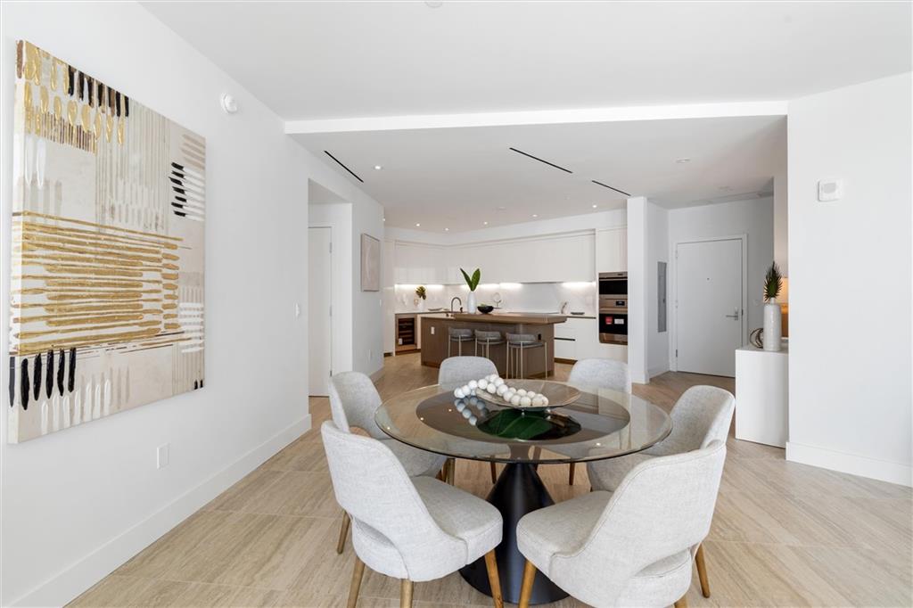 Four Seasons - Residential