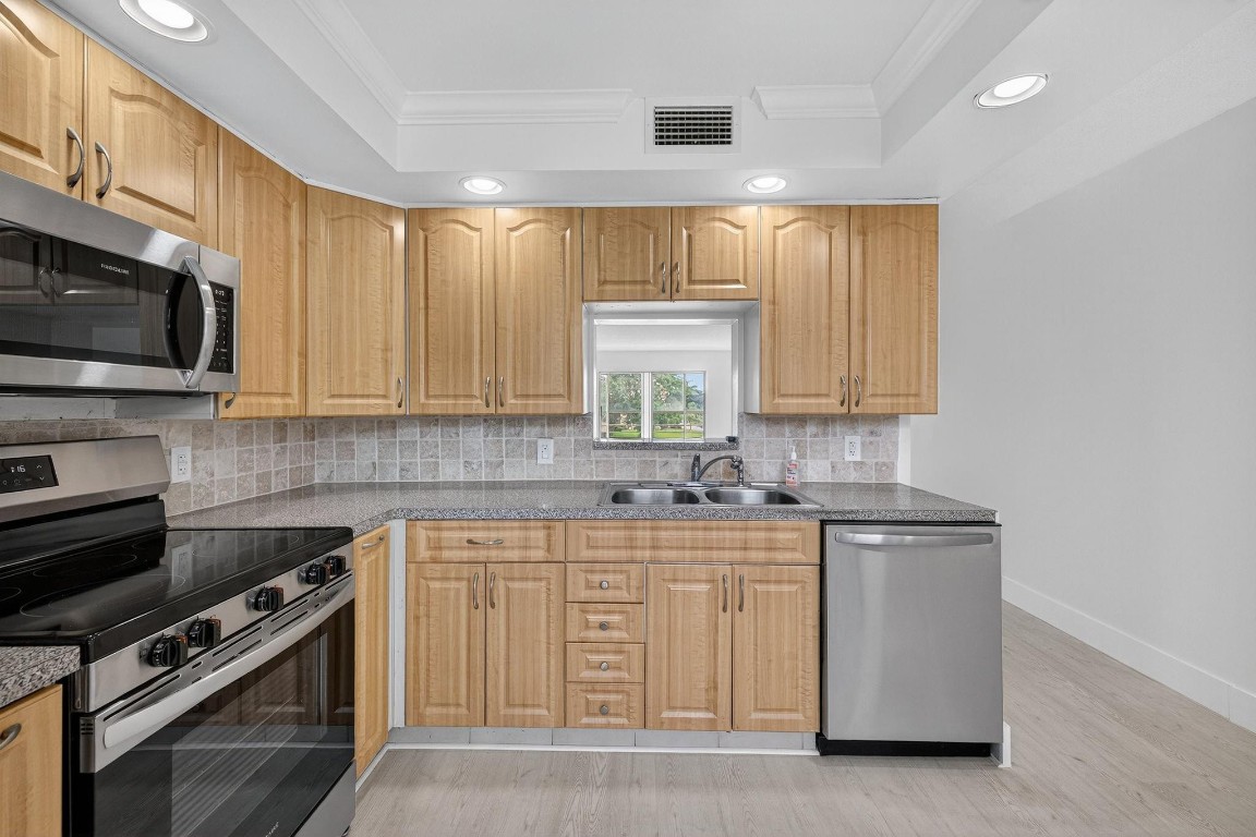 2902 Victoria Circle G3