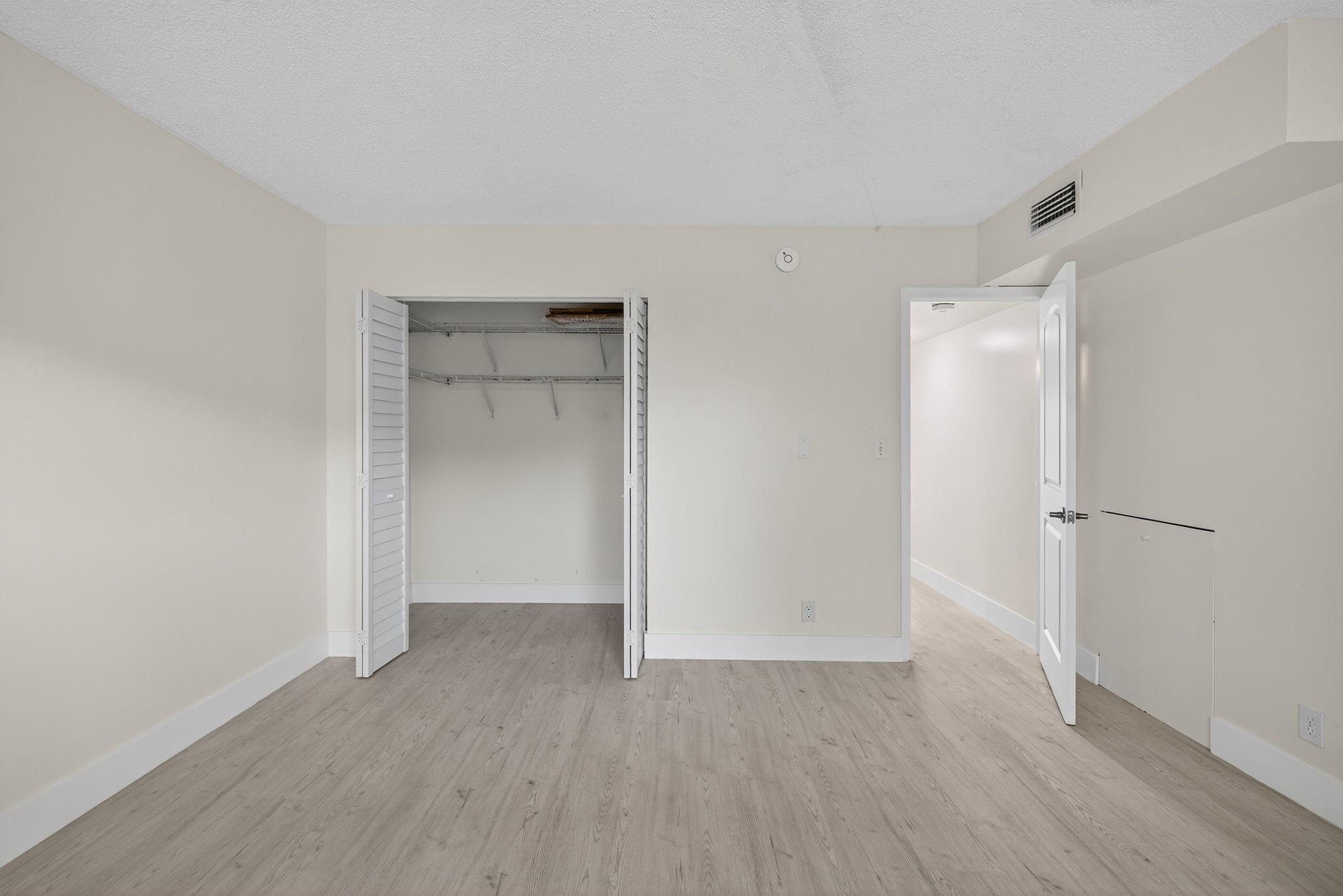 WYNMOOR VILLAGE - Residential