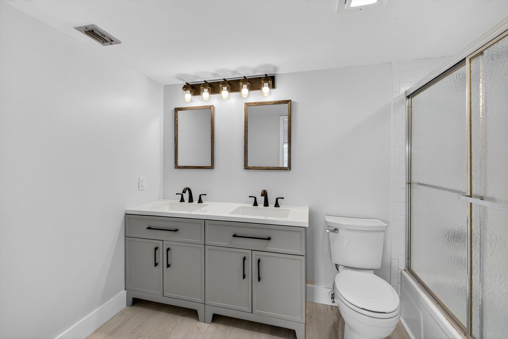 WYNMOOR VILLAGE - Residential