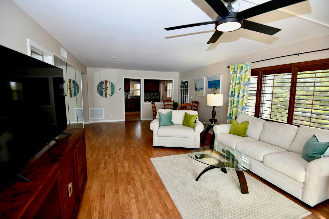 501 Lake Shore 301 Drive 301