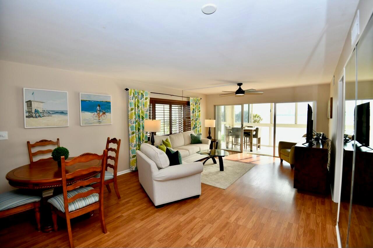 501 Lake Shore 301 Drive 301