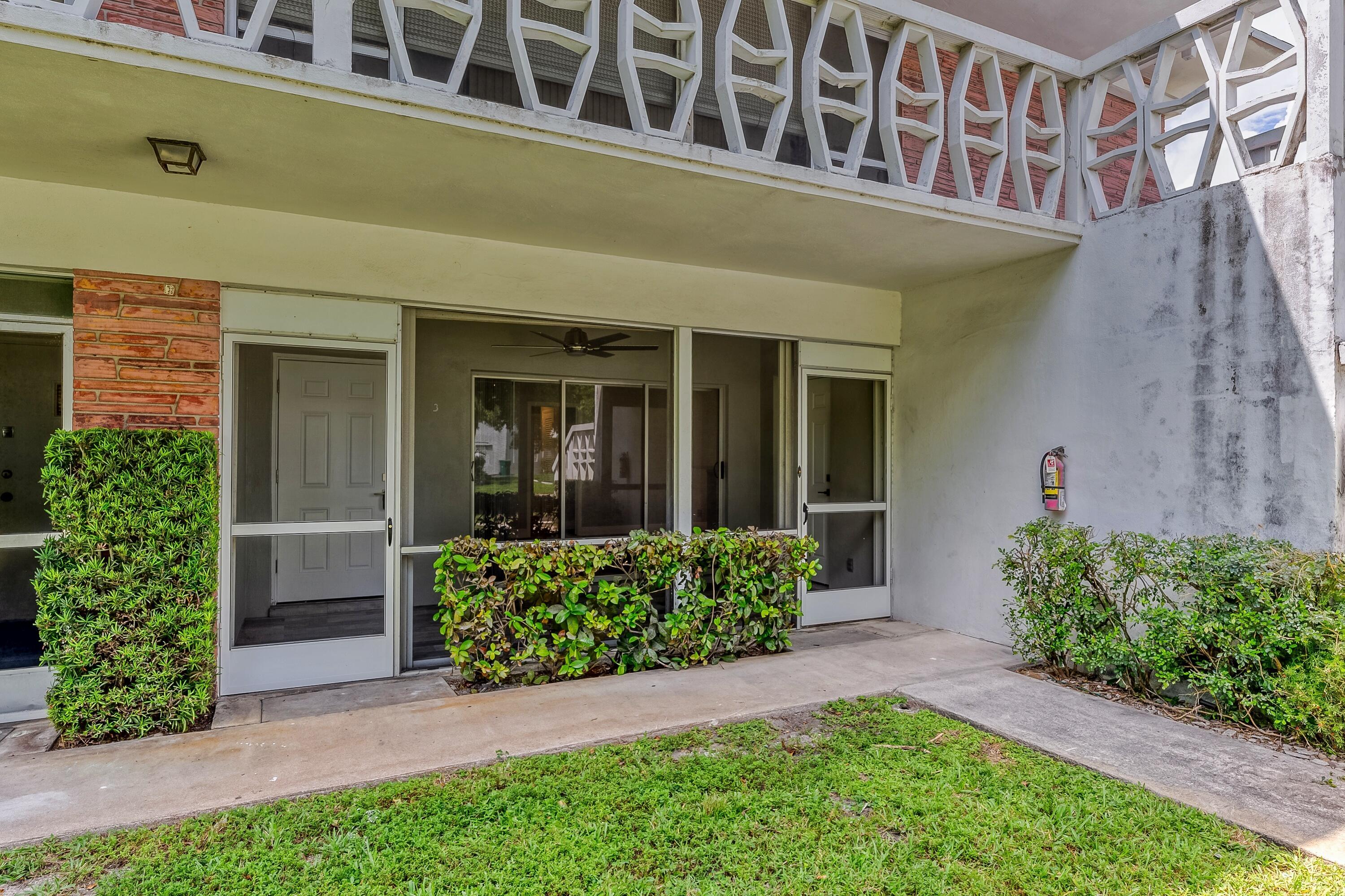 GOLFCREST CONDOMINIUM INC - Residential Lease