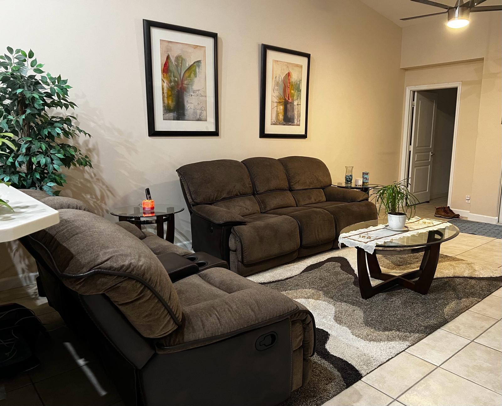 TRADITION PLAT NO 8 - Residential Lease