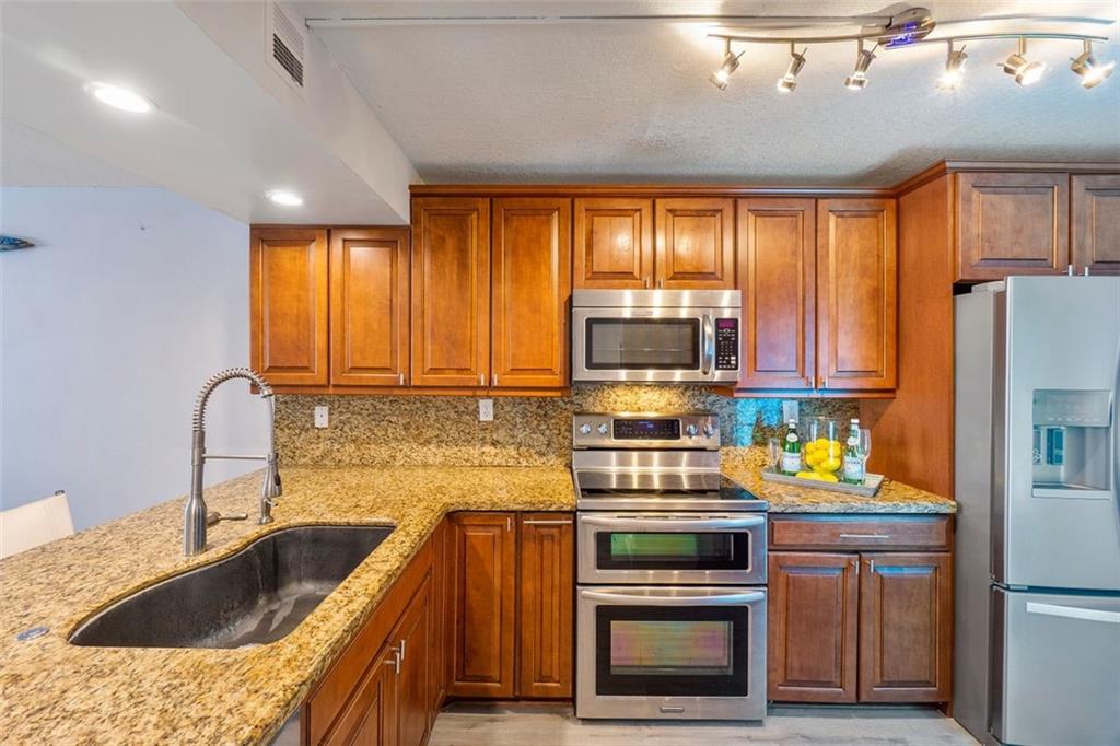 Boca Bayou Condominium - Residential