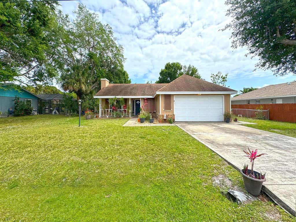 Photo of 5400 Paleo Pines Circle, Fort Pierce, FL 34951 (MLS # R10971935)