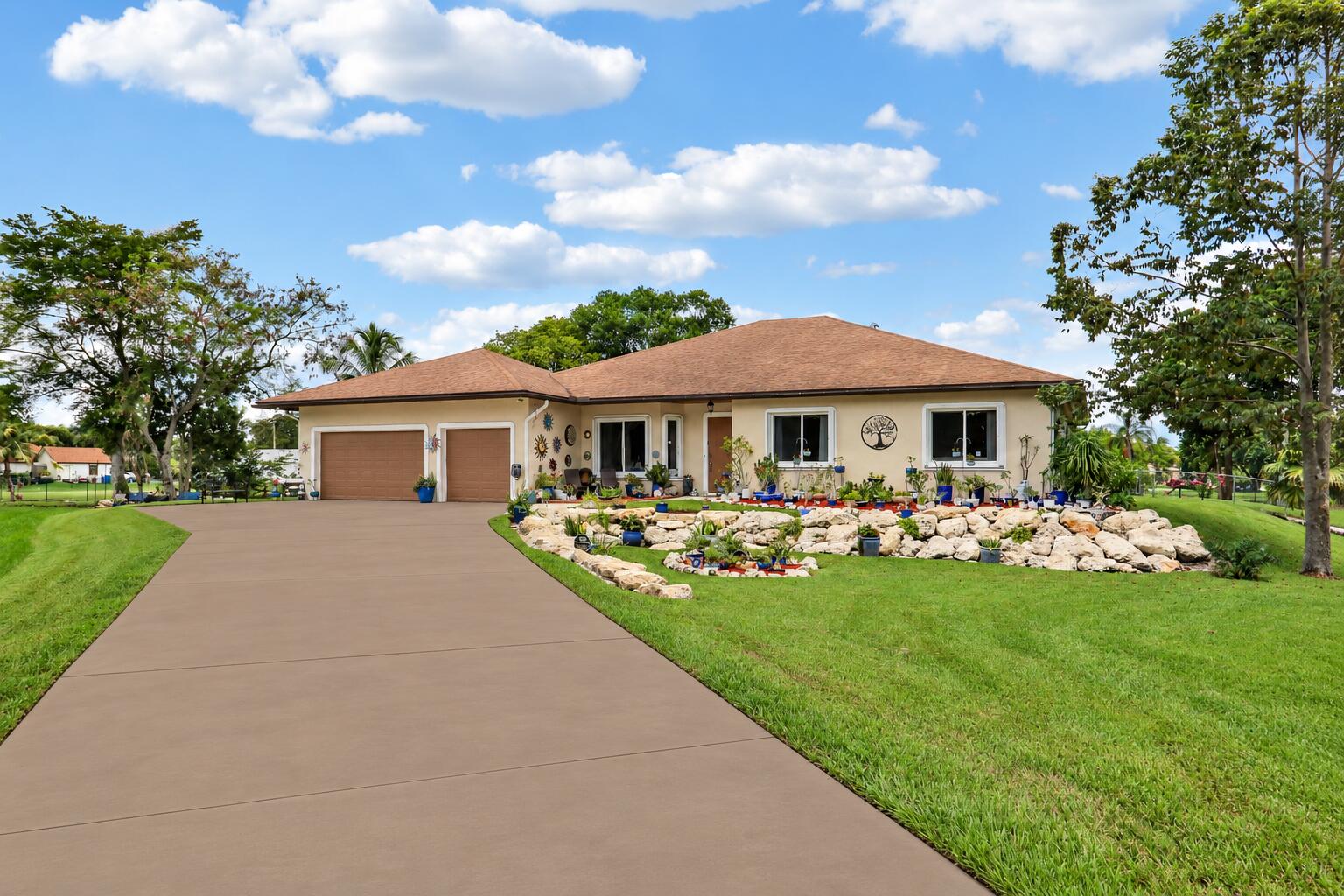 20231 SW 49TH Court