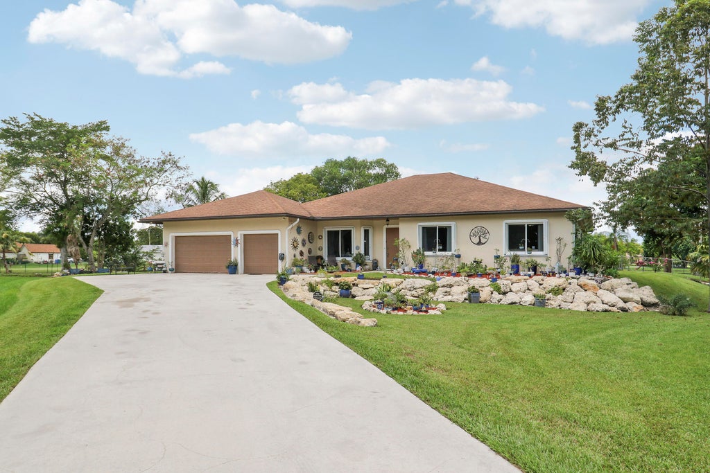 Photo of 20231 SW 49TH Court, Southwest Ranches, FL 33332 (MLS # B26072308)