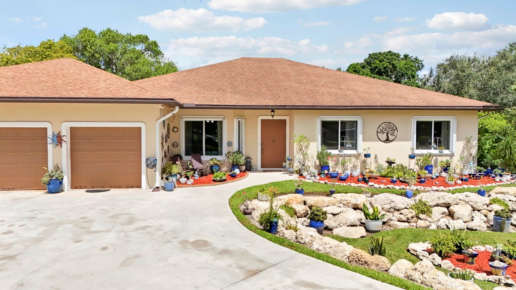 Photo of 20231 SW 49TH Court, Southwest Ranches, FL 33332 (MLS # B26072308)
