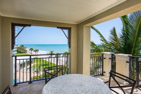 Tiny photo for 3500 Ocean Drive #324, Vero Beach, FL 32963 (MLS # B26090571)