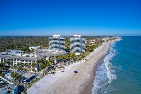 Tiny photo for 3500 Ocean Drive #324, Vero Beach, FL 32963 (MLS # B26090571)
