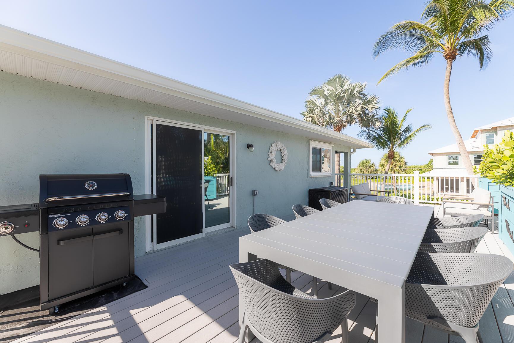 SURFSIDE UNIT 1 SUBDIVISI - Residential