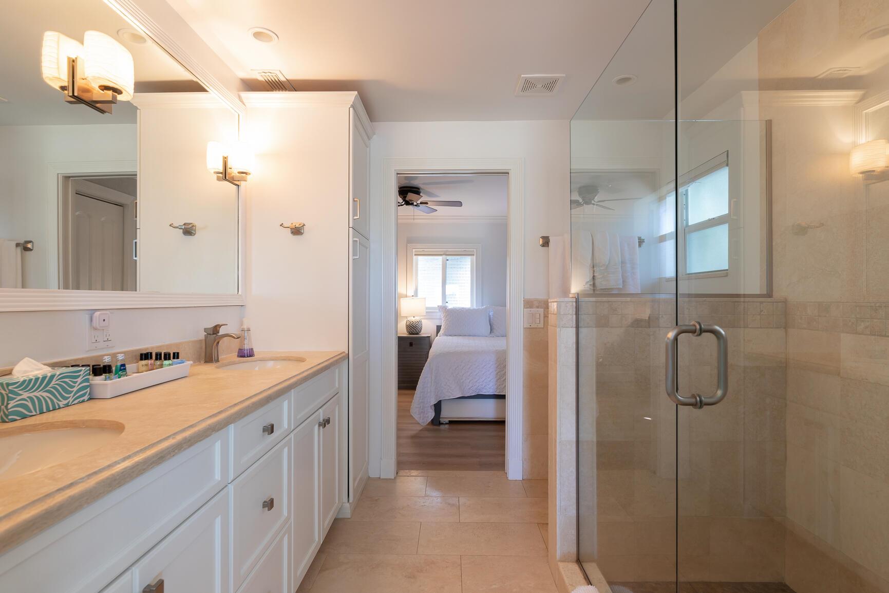 SURFSIDE UNIT 1 SUBDIVISI - Residential