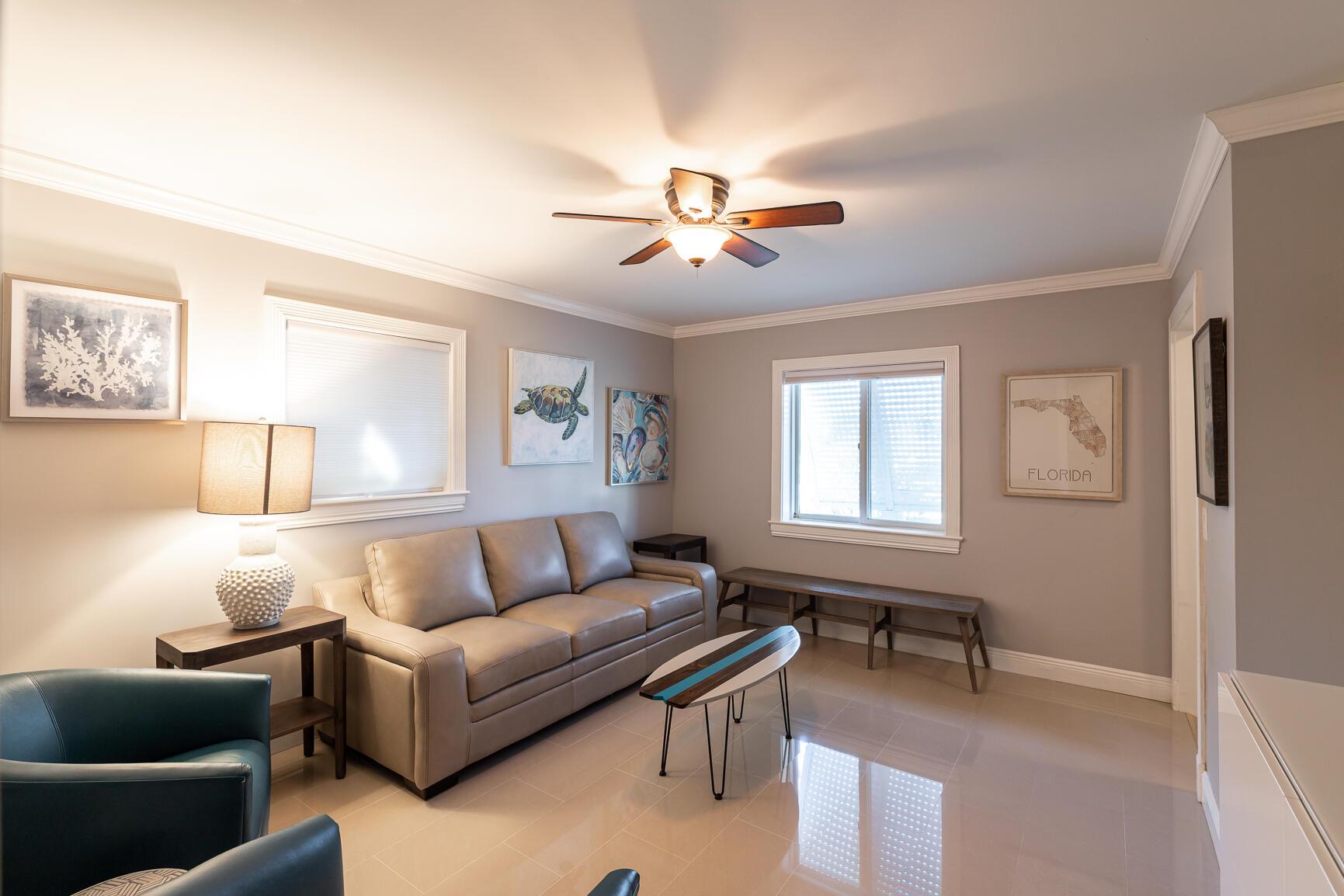 SURFSIDE UNIT 1 SUBDIVISI - Residential