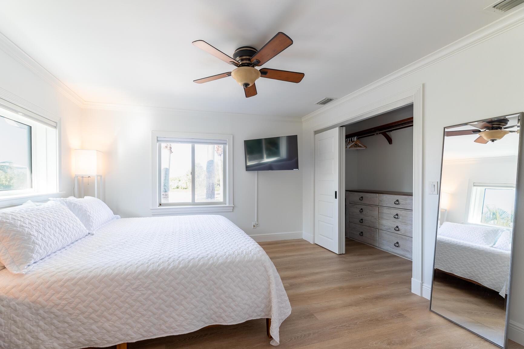 SURFSIDE UNIT 1 SUBDIVISI - Residential