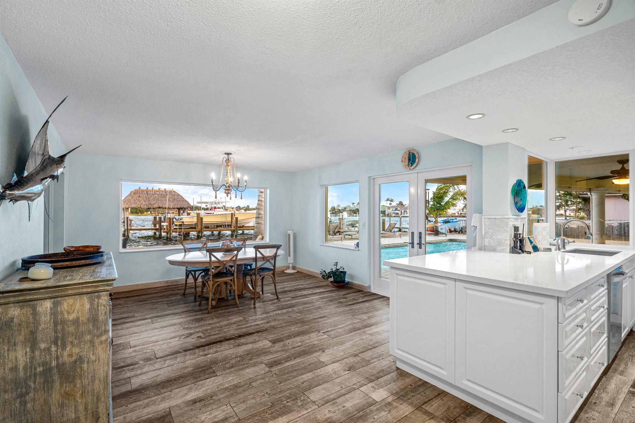 HARBOR ESTATES - Residential Lease