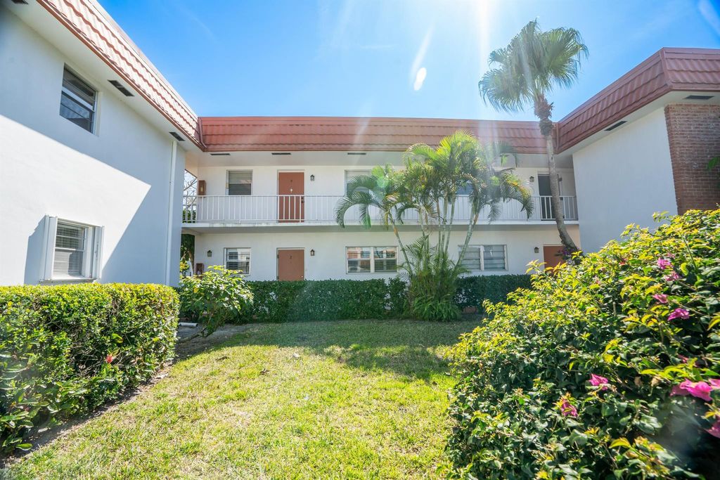 Photo of 2600 SE Ocean Boulevard #G-2, Stuart, FL 34996 (MLS # R10964000)