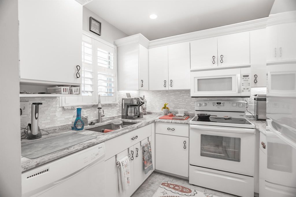 Photo of 2600 SE Ocean Boulevard #G-2, Stuart, FL 34996 (MLS # R10964000)