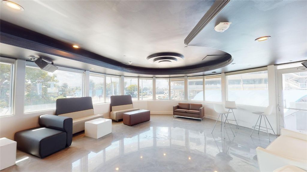 Photo of 3101 N Federal Highway #200, Oakland Park, FL (MLS # F10499877)