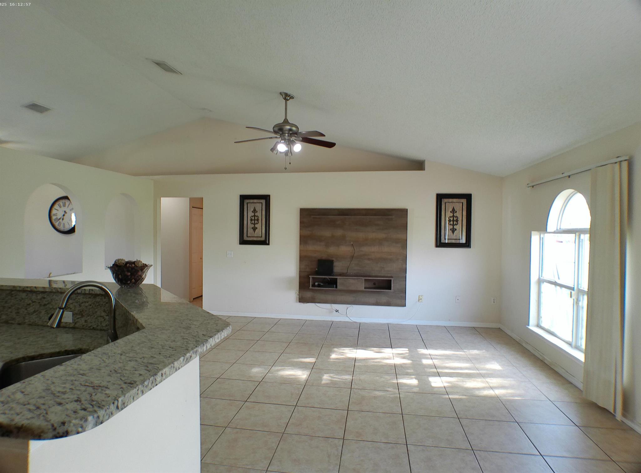 PORT ST LUCIE SECTION 33 - Residential