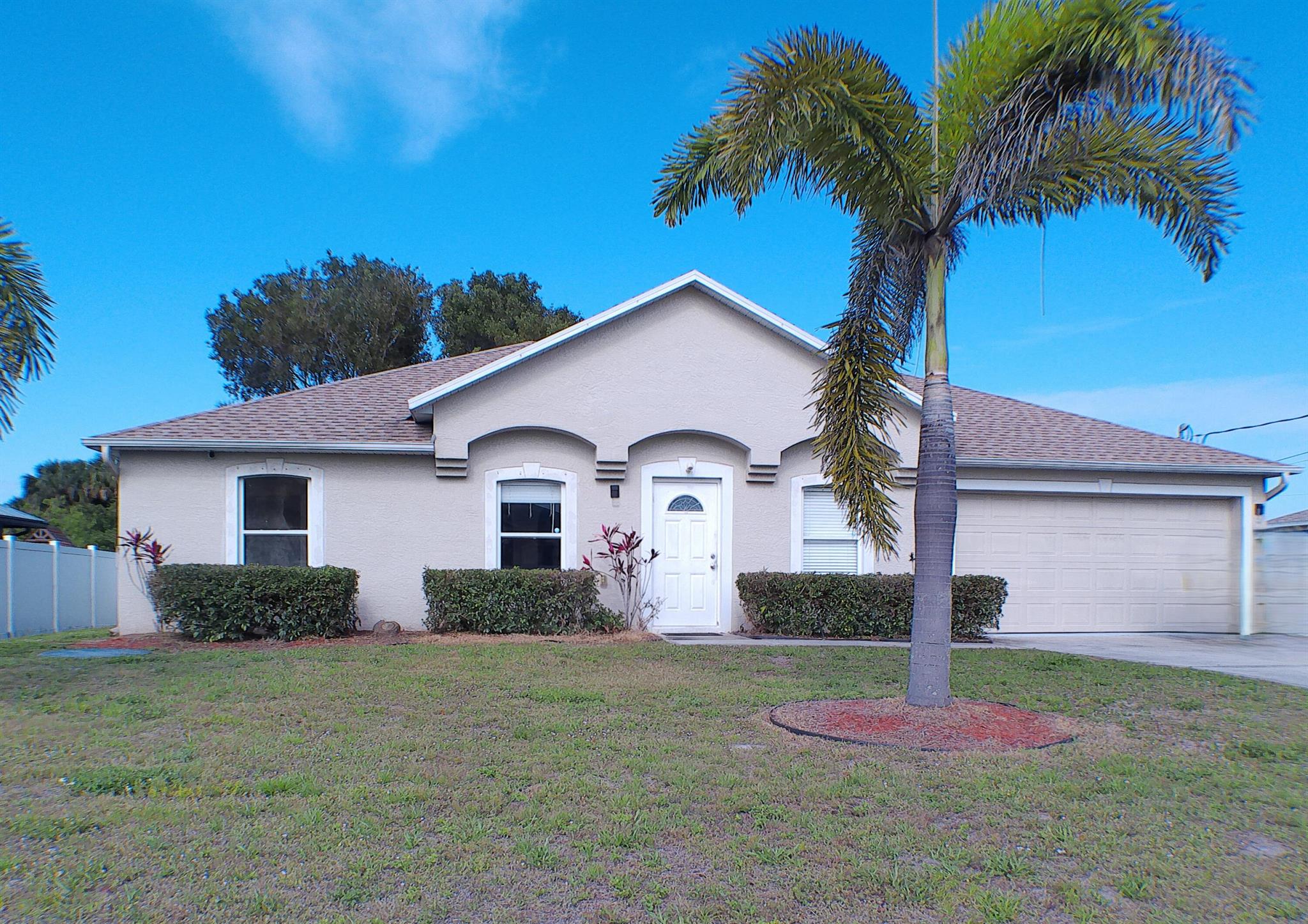 Welcome Home! This 3 bedroom 2 bath 2 car garage home offers comfort, functionality and style. Home features a newer roof. Floor plan is open and inviting. Kitchen has newer appliances and opens into the dining and living room. The back yard is fenced in with an amazing view.