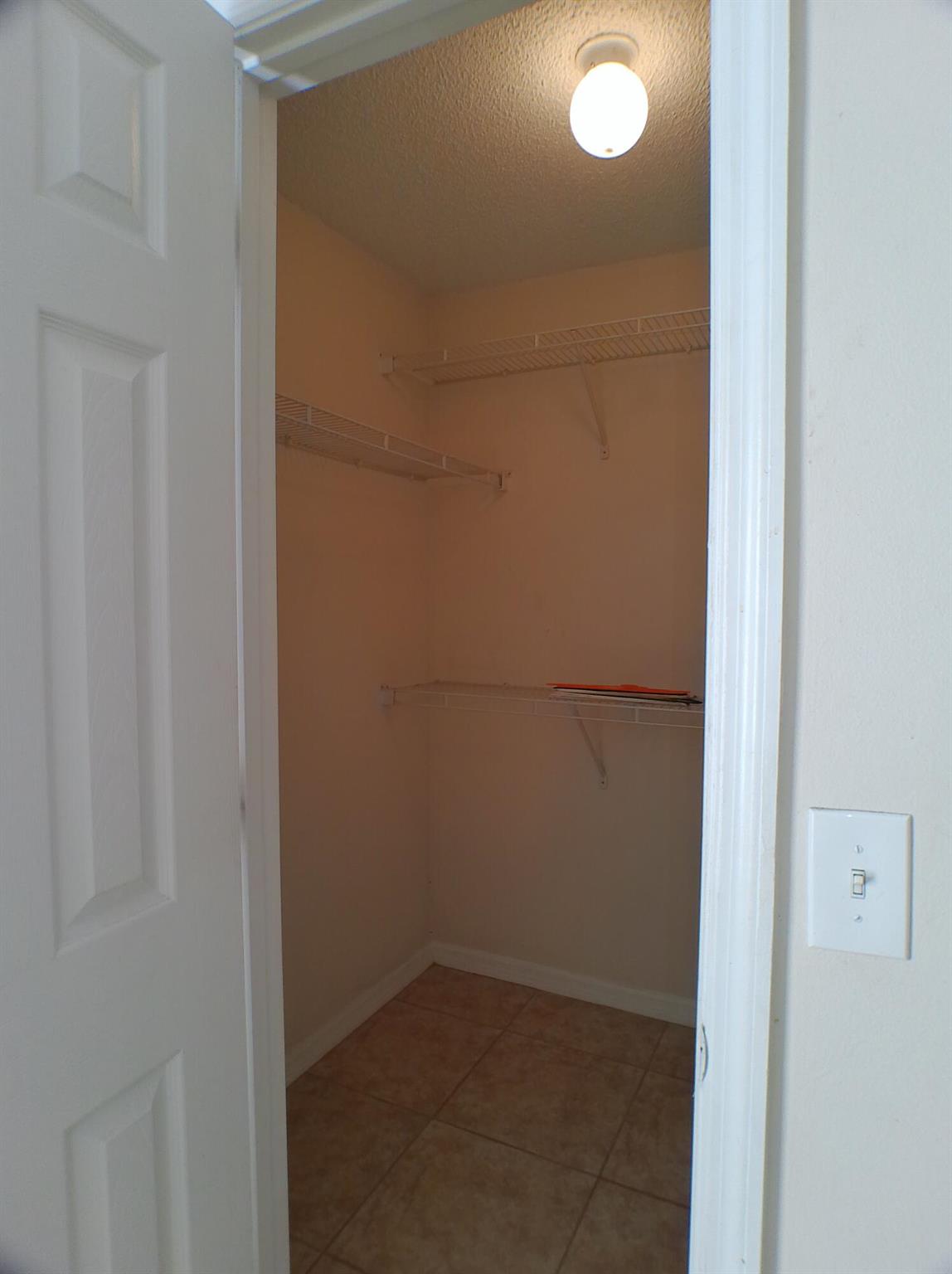 PORT ST LUCIE SECTION 33 - Residential