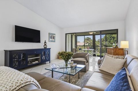 5121 Oak Hill Lane 423 Delray Beach FL 33484