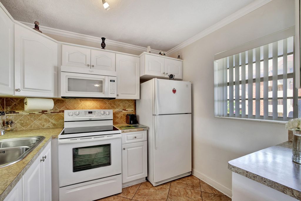 Photo of 2800 NW 47th Terrace #203b, Lauderdale Lakes, FL 33313 (MLS # R11023888)