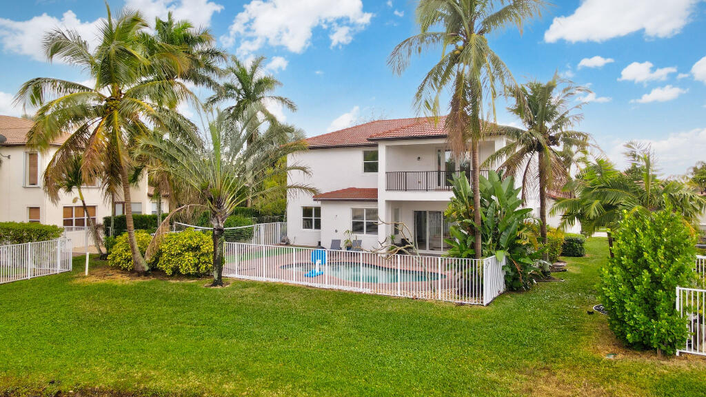 Isola Bella Estates - Residential