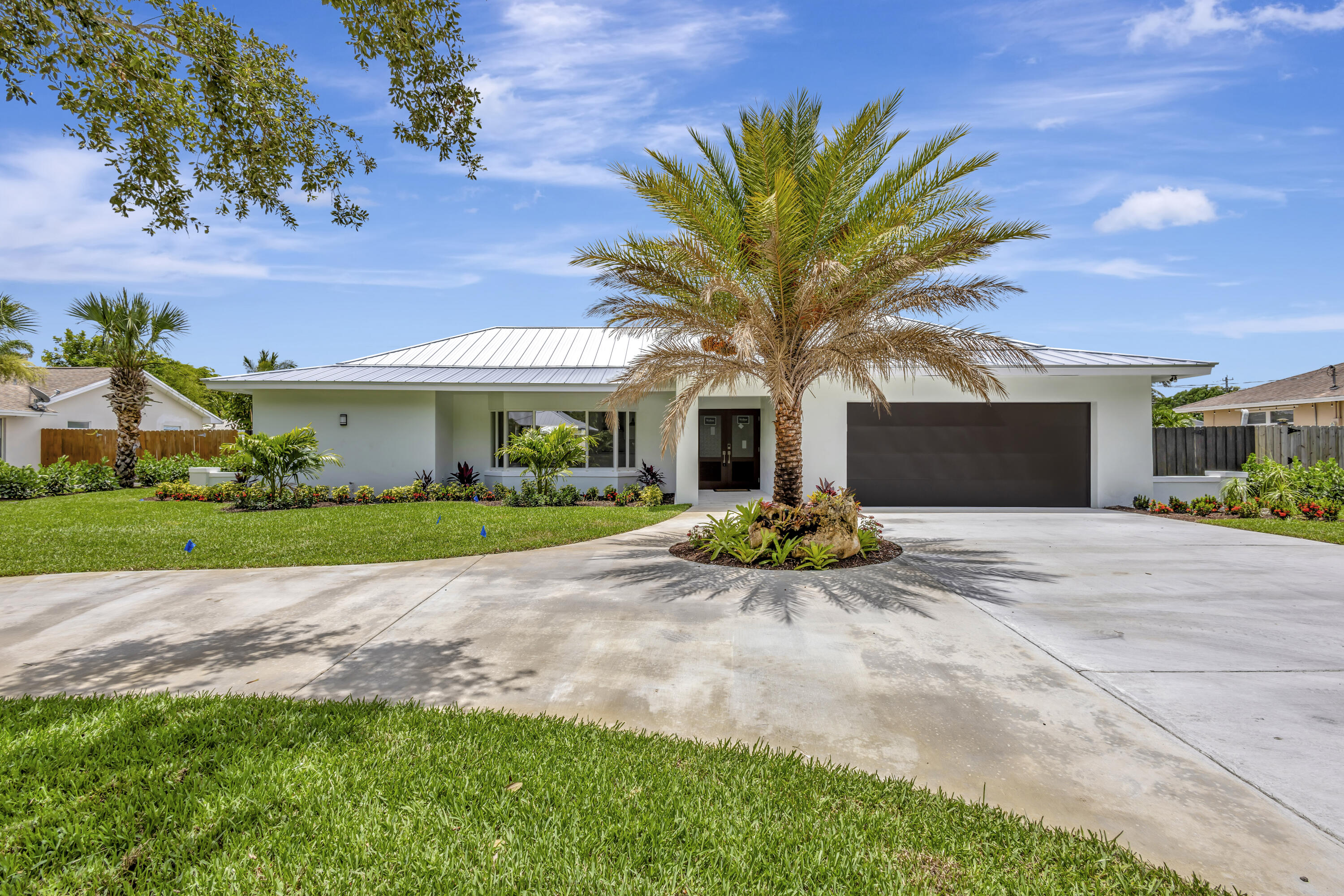 351 Country Club
