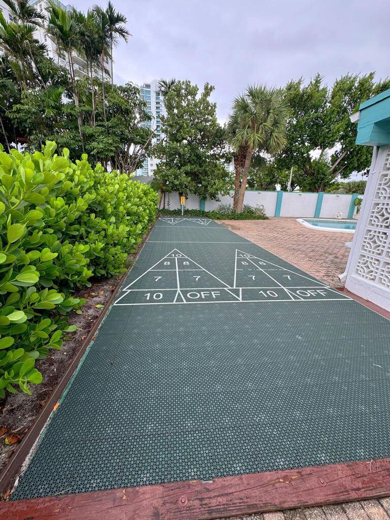 EL DORADO CLUB (D/B/A) - Residential Lease