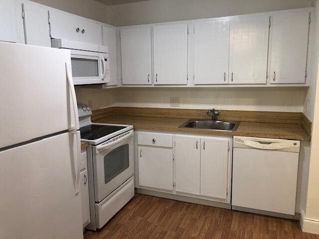 ISLE OF SANDALFOOT CONDO - Residential Lease