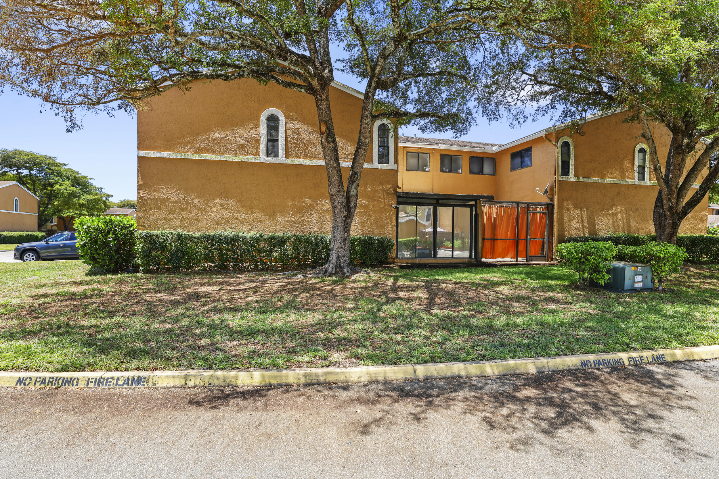 WOODMONT - Residential
