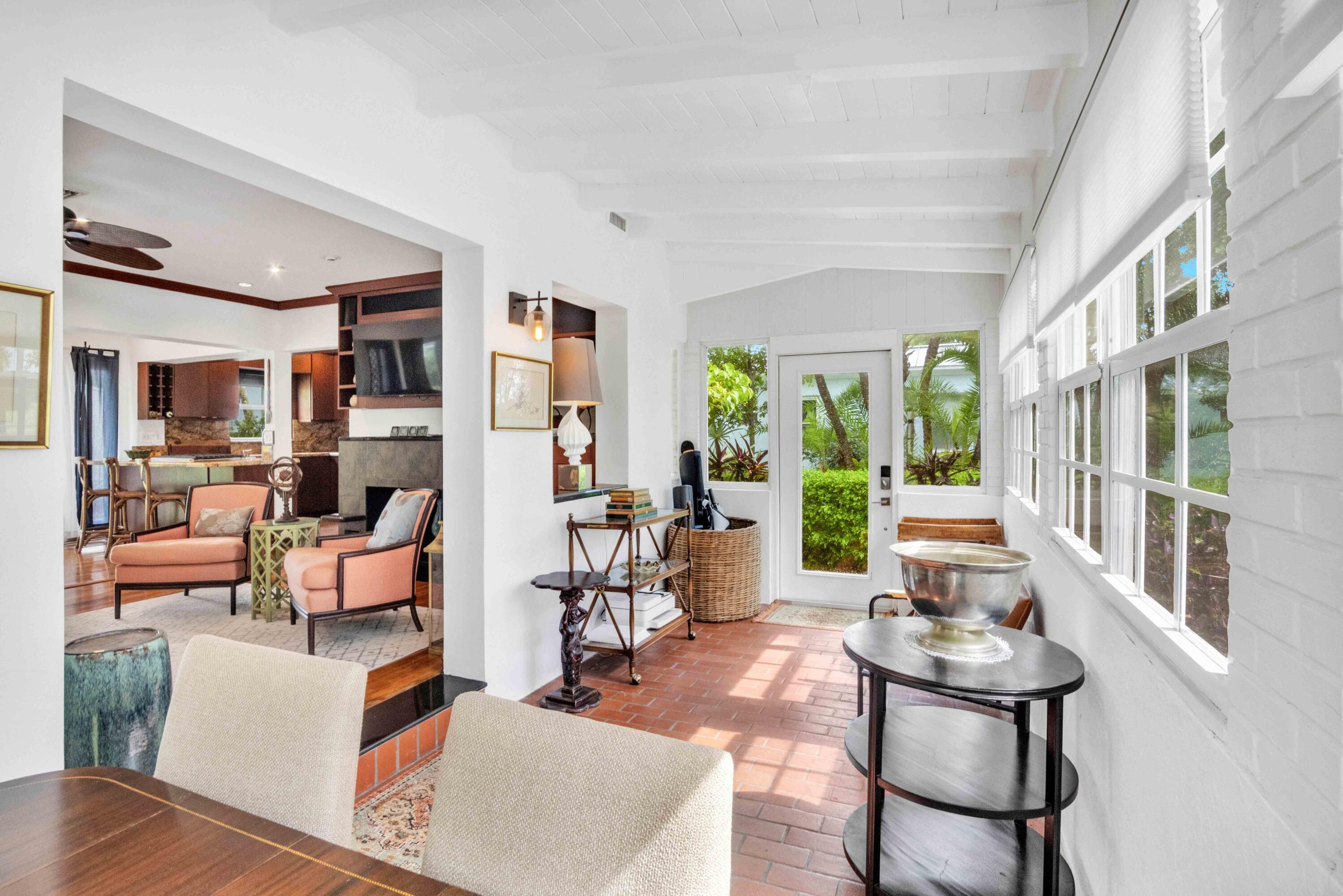 LAKE WORTH TOWN OF - Residential