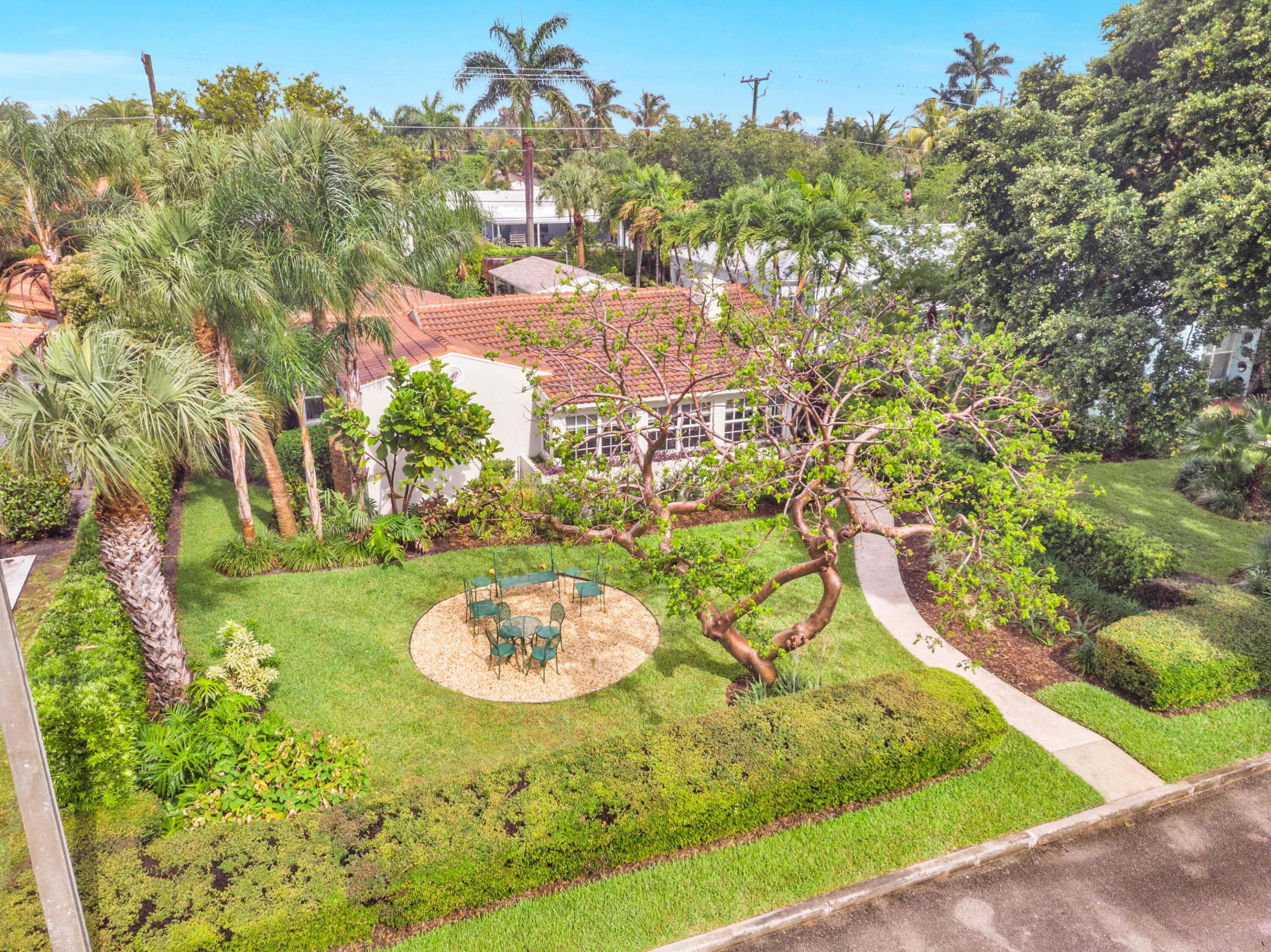 LAKE WORTH TOWN OF - Residential