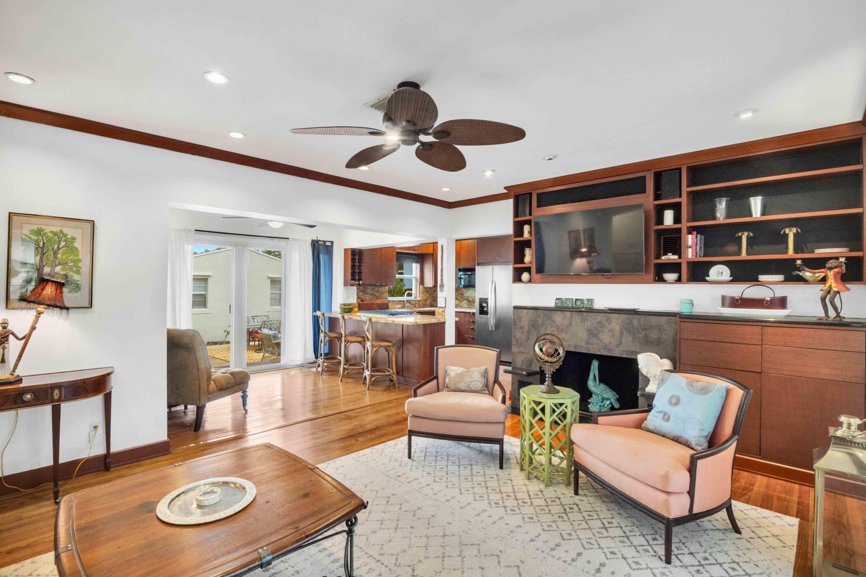 LAKE WORTH TOWN OF - Residential