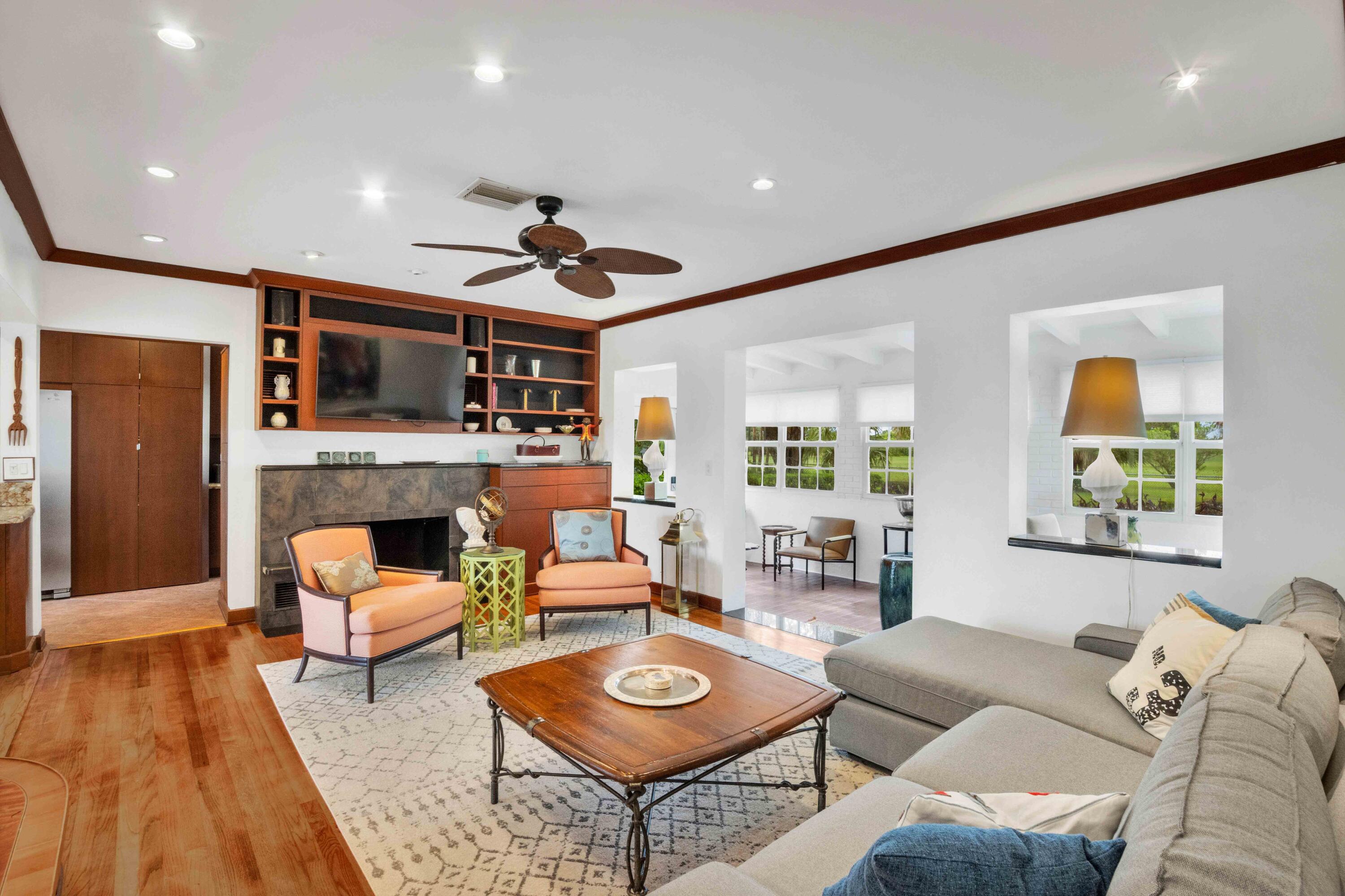 LAKE WORTH TOWN OF - Residential