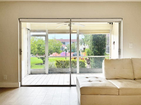 Tiny photo for 2204 NE 36th Street #26, Lighthouse Point, FL 33064 (MLS # B26068623)