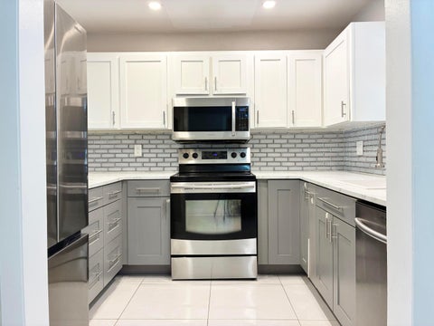 Tiny photo for 2204 NE 36th Street #26, Lighthouse Point, FL 33064 (MLS # B26068623)