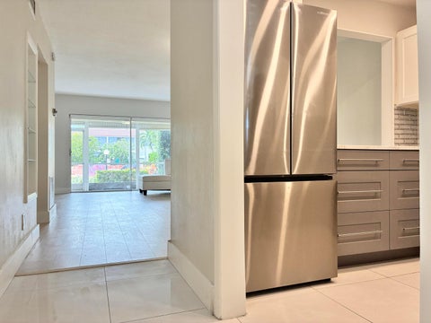 Tiny photo for 2204 NE 36th Street #26, Lighthouse Point, FL 33064 (MLS # B26068623)