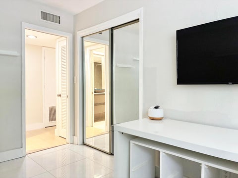 Tiny photo for 2204 NE 36th Street #26, Lighthouse Point, FL 33064 (MLS # B26068623)