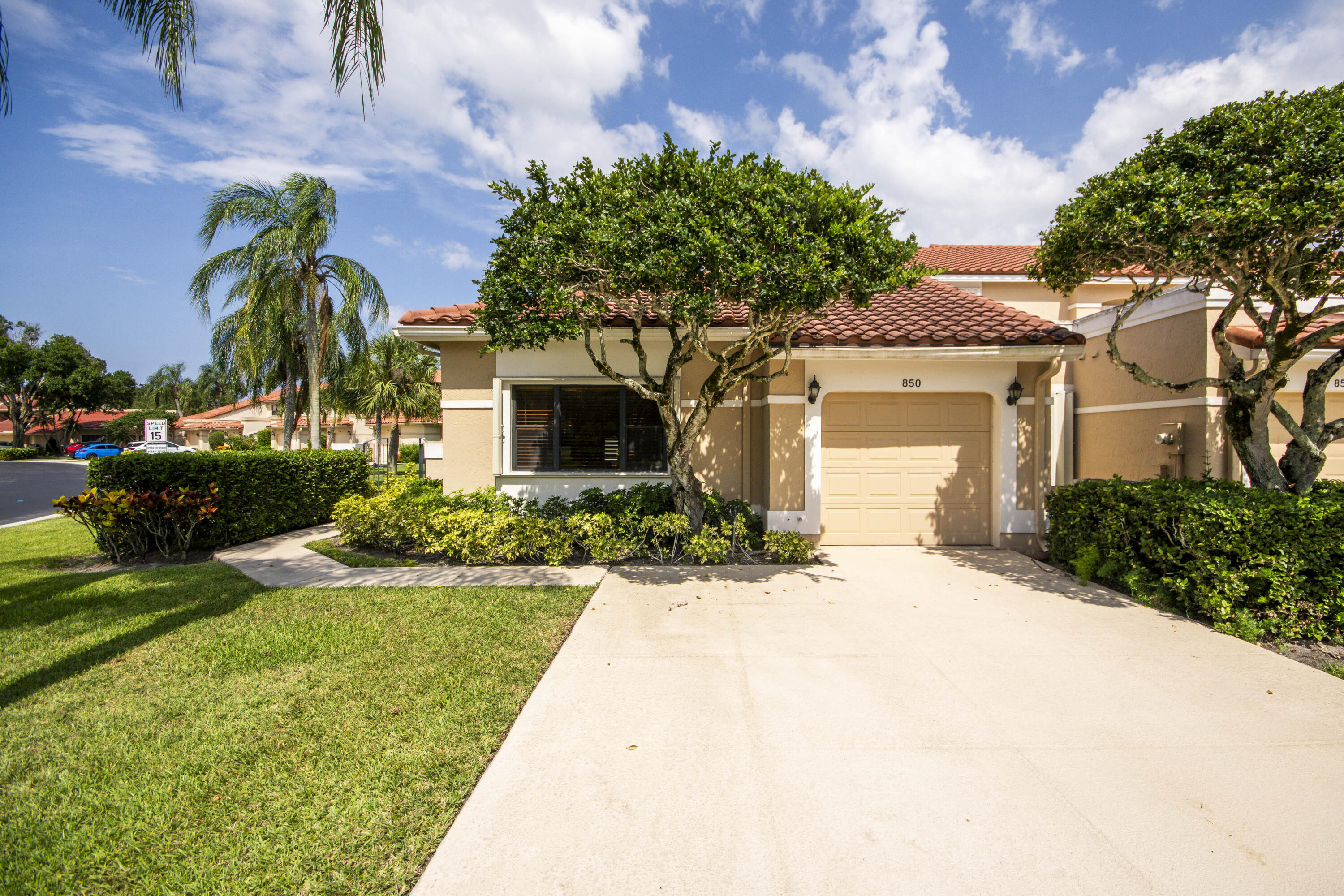 850 Windermere Way
