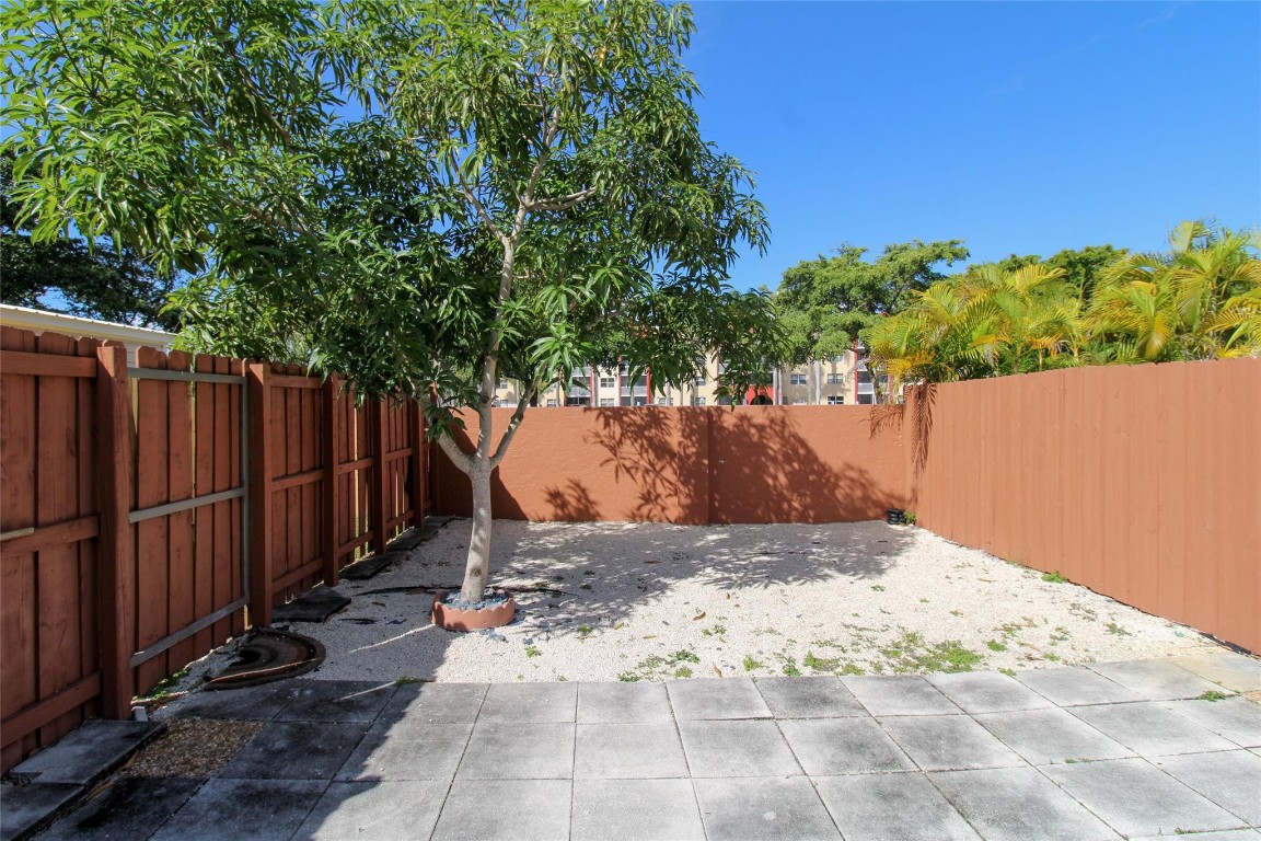 NEW PASEOS CASTELLANOS CO - Residential