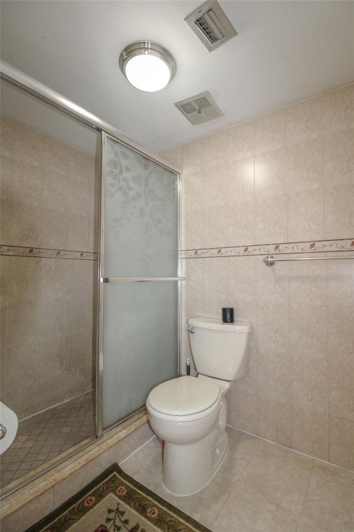 NEW PASEOS CASTELLANOS CO - Residential