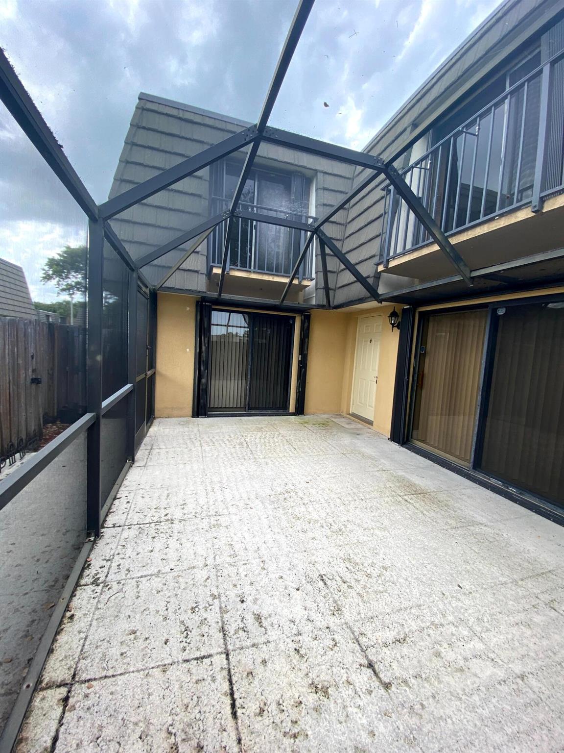 VILLAGE OF SANDALWOOD LAK - Residential Lease