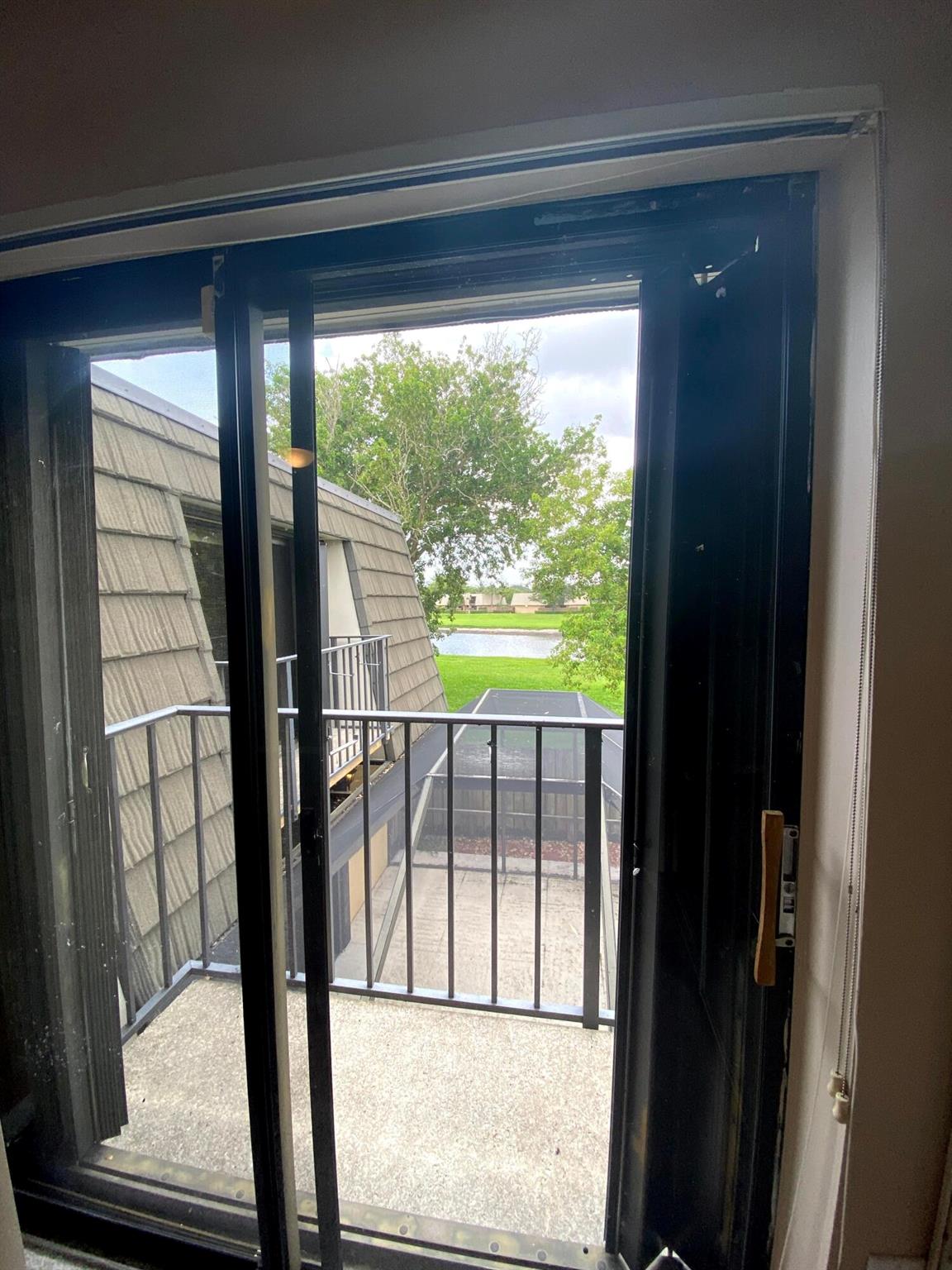 VILLAGE OF SANDALWOOD LAK - Residential Lease