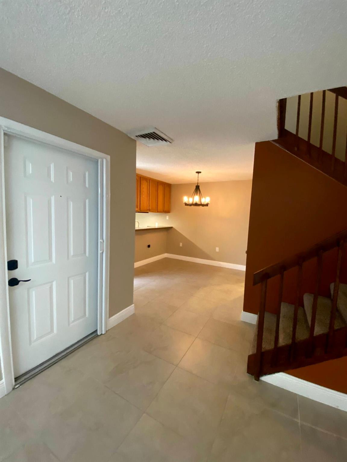 VILLAGE OF SANDALWOOD LAK - Residential Lease