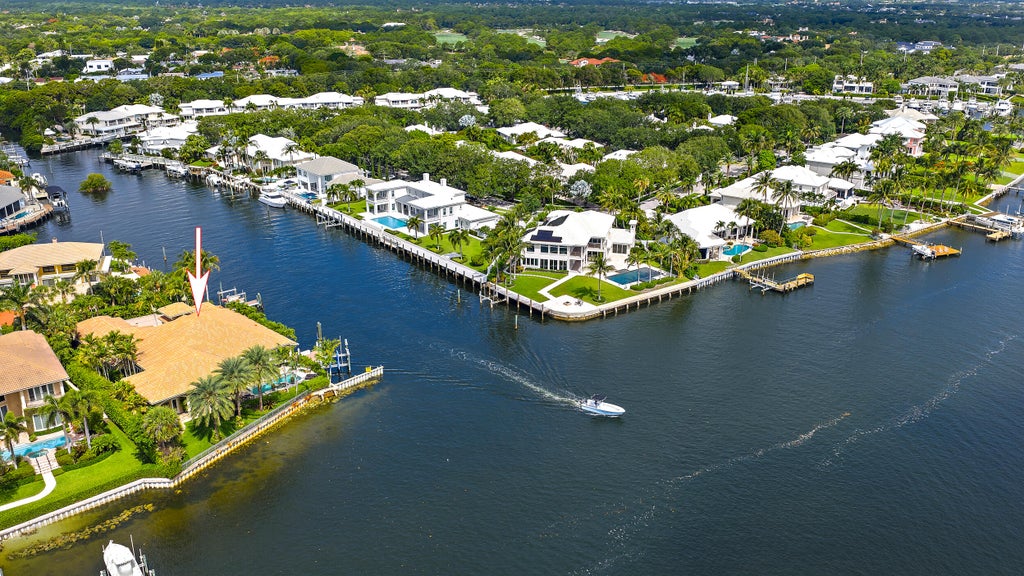 Photo of 14324 Paradise Point Road, Palm Beach Gardens, FL 33410 (MLS # B26038209)